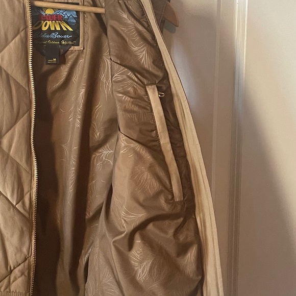 EUC Eddie Bauer Quilted Down Vest - Picture 3 of 5